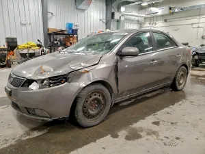 2013 KIA FORTE