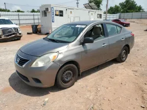 2012 NISSAN VERSA