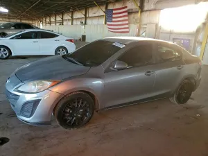 2011 MAZDA 3