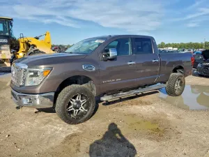 2016 NISSAN TITAN