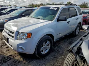 2011 FORD ESCAPE