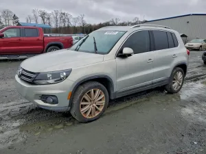 2012 VOLKSWAGEN TIGUAN