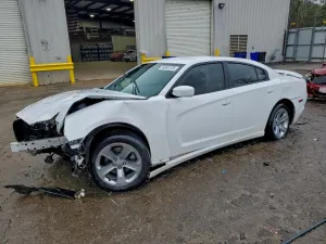 2013 DODGE CHARGER