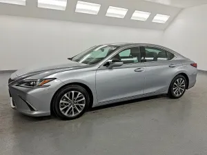 2022 LEXUS ES350