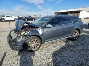 2017 VOLKSWAGEN GOLF