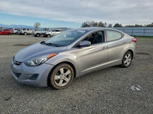 2013 HYUNDAI ELANTRA