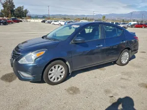 2015 NISSAN VERSA