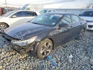 2022 HYUNDAI ELANTRA