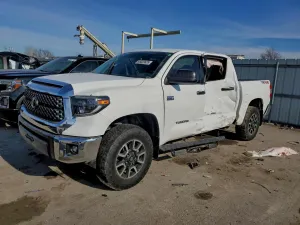 2020 TOYOTA TUNDRA