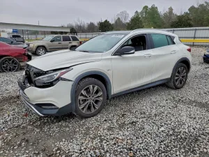 2017 INFINITI QX30