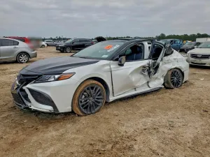 2022 TOYOTA CAMRY
