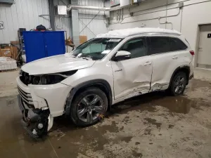 2017 TOYOTA HIGHLANDER