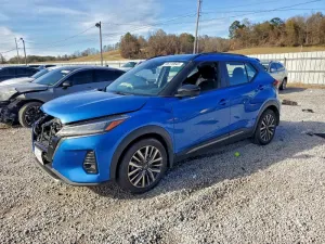 2021 NISSAN KICKS