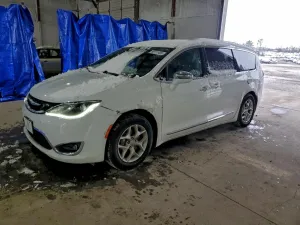 2020 CHRYSLER PACIFICA