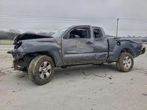 2011 TOYOTA TACOMA