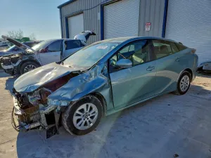 2016 TOYOTA PRIUS