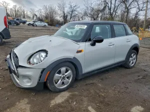2018 MINI COOPER