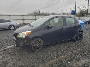 2013 TOYOTA YARIS