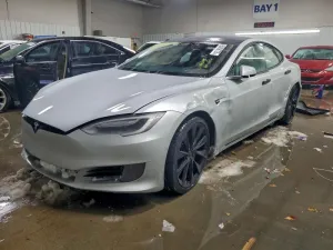 2016 TESLA MODEL S