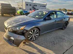 2019 NISSAN ALTIMA