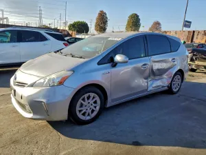 2014 TOYOTA PRIUS