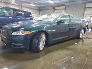 2015 JAGUAR XJ