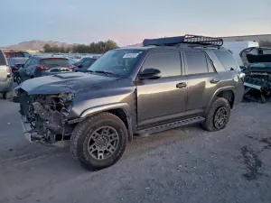 2020 TOYOTA 4RUNNER