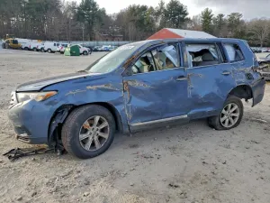 2013 TOYOTA HIGHLANDER