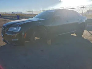 2019 CHRYSLER 300