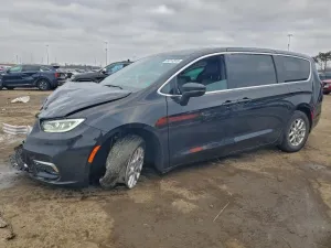 2025 CHRYSLER PACIFICA S
