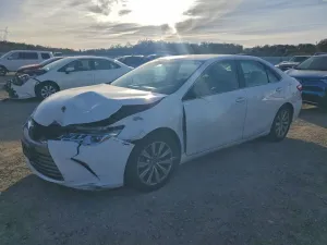 2016 TOYOTA CAMRY