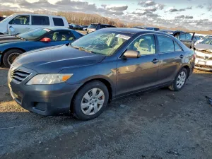 2010 TOYOTA CAMRY