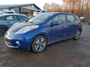 2017 NISSAN LEAF