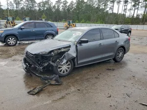 2013 VOLKSWAGEN JETTA
