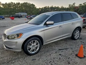2015 VOLVO XC60