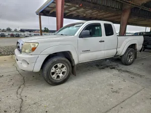 2010 TOYOTA TACOMA