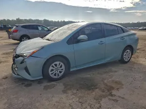 2016 TOYOTA PRIUS