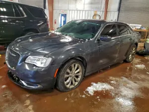 2019 CHRYSLER 300
