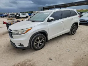 2016 TOYOTA HIGHLANDER