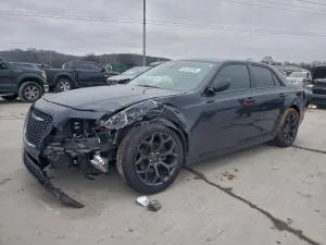 2019 CHRYSLER 300