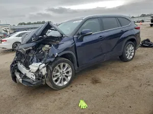 2020 TOYOTA HIGHLANDER