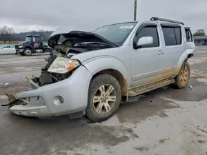 2012 NISSAN PATHFINDER