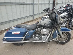 2004 HARLEY-DAVIDSON FL
