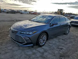 2019 TOYOTA AVALON