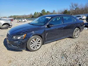 2019 VOLKSWAGEN PASSAT