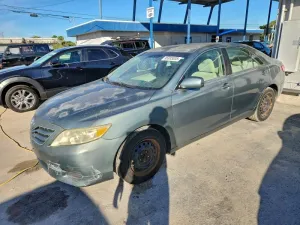 2011 TOYOTA CAMRY