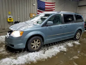 2009 CHRYSLER MINIVAN