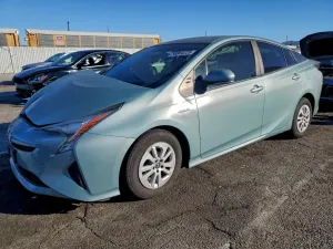 2016 TOYOTA PRIUS