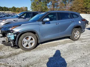2022 TOYOTA HIGHLANDER