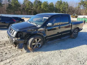 2012 NISSAN TITAN